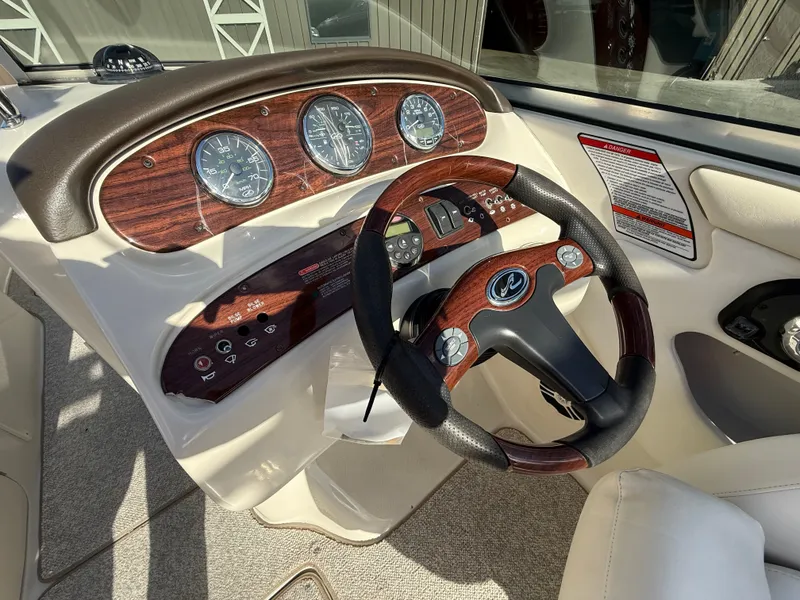 Slide: The Image of Sea Ray 240 Sundeck 2008 - 701