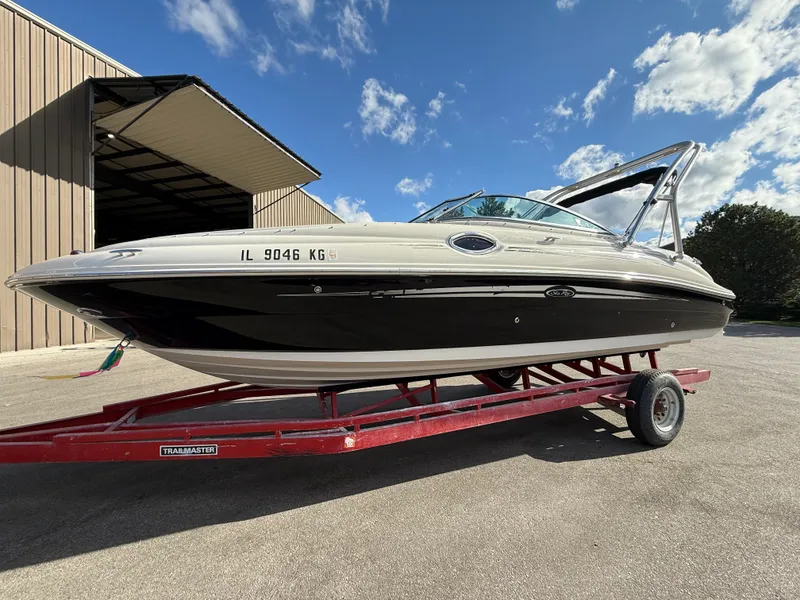 Slide: The Image of Sea Ray 240 Sundeck 2008 - 643