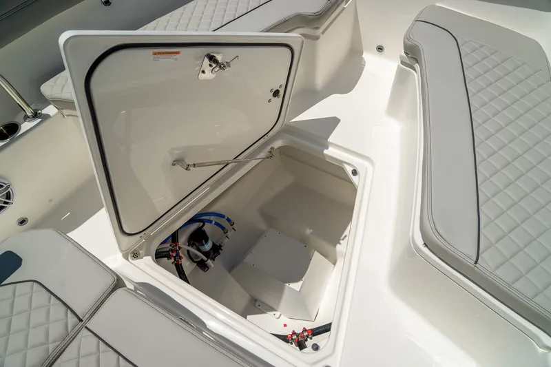 Slide: The Image of Pursuit S 288 Sport 2026 - 17