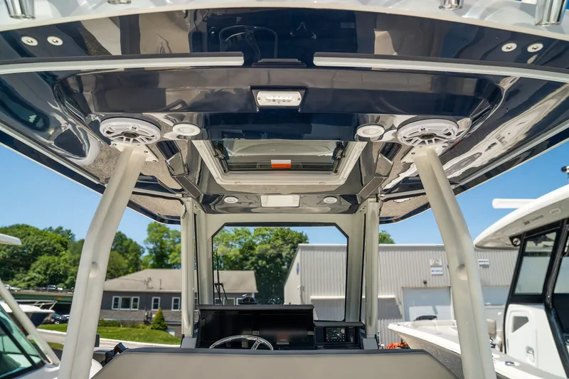 Slide: The Image of Pursuit S 288 Sport 2026 - 19