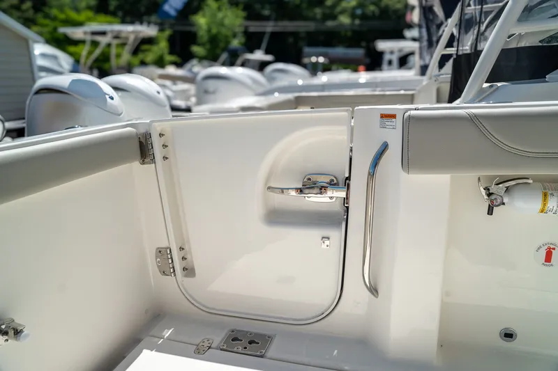 Slide: The Image of Pursuit S 288 Sport 2026 - 23