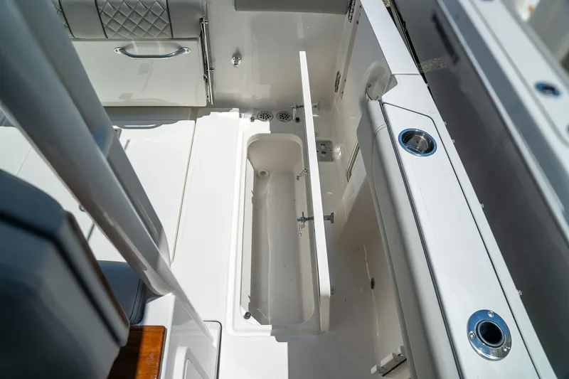 Slide: The Image of Pursuit S 288 Sport 2026 - 24