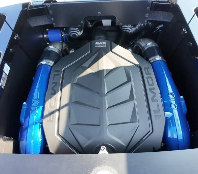 Slide: The Image of MasterCraft NXT22 2026 - 17