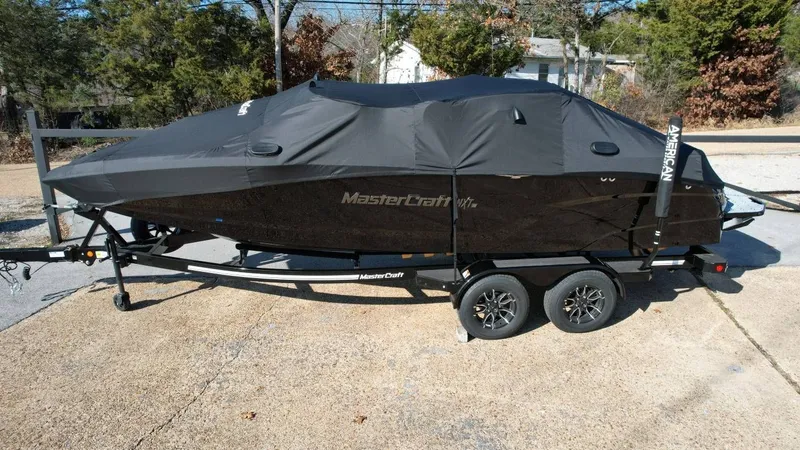 Slide: The Image of MasterCraft NXT22 2026 - 21