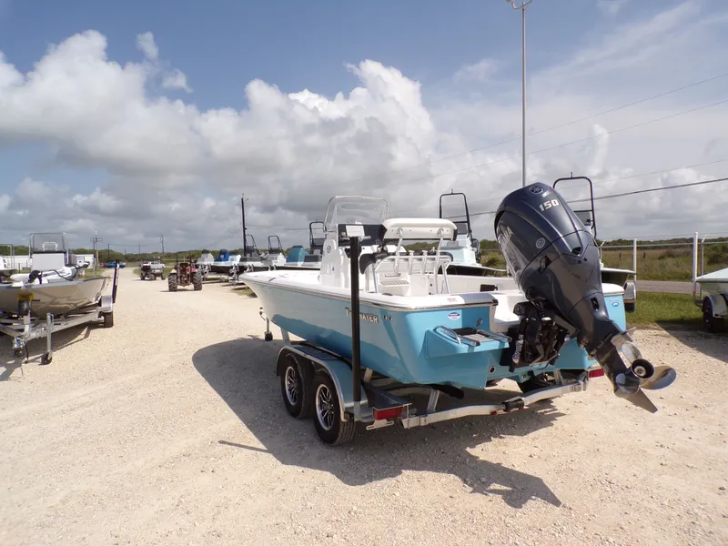 Slide: The Image of Tidewater 2110 Bay Max 2025 - 12