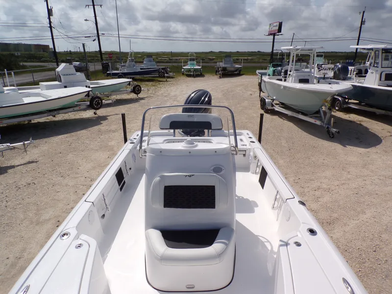 Slide: The Image of Tidewater 2110 Bay Max 2025 - 15