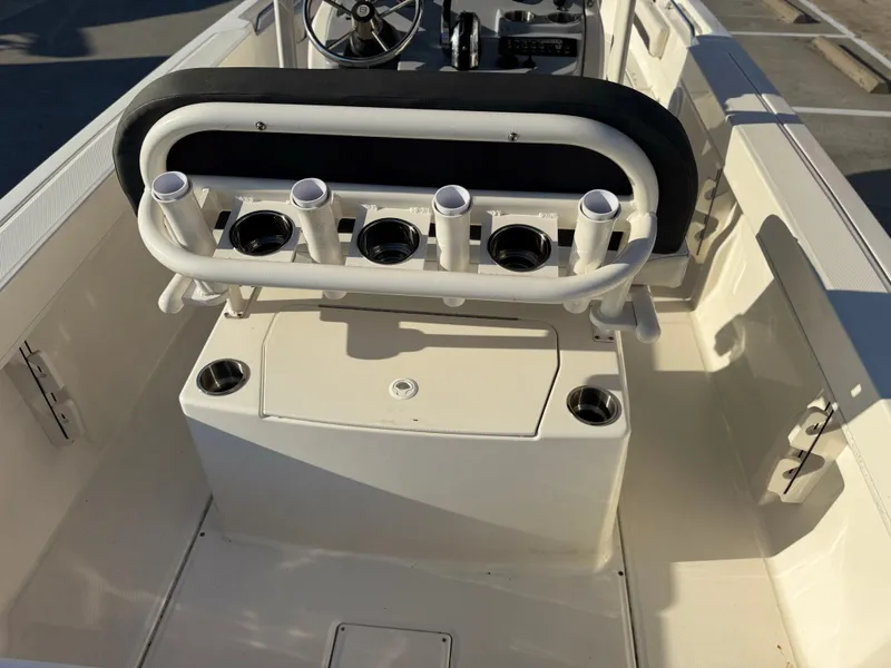 Slide: The Image of Bayliner T20 2021 - 11