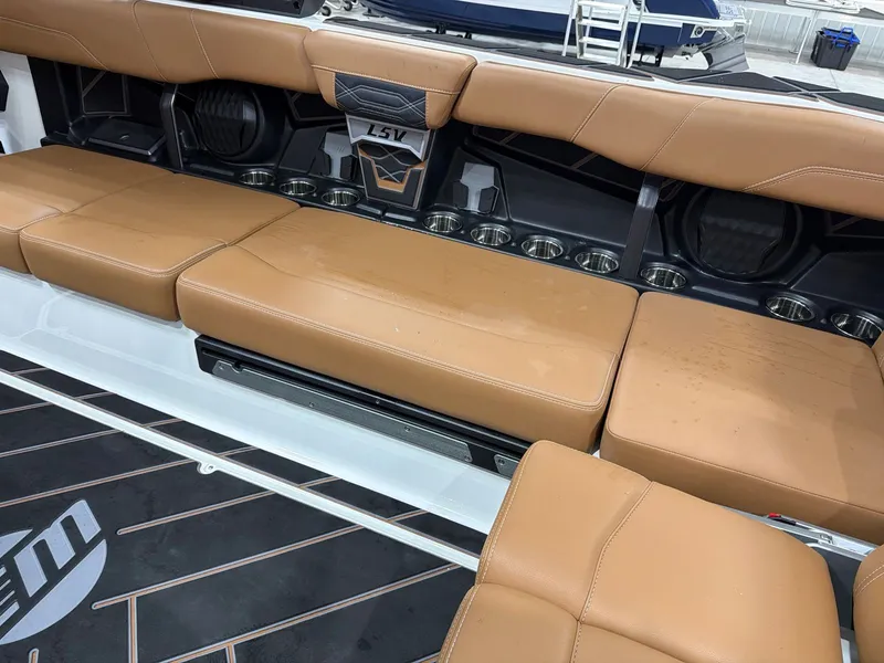 Slide: The Image of Malibu 26 LSV 2026 - 11