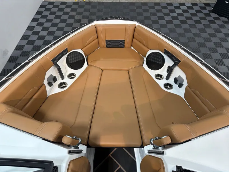 Slide: The Image of Malibu 26 LSV 2026 - 7