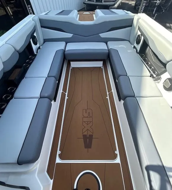 Slide: The Image of Axis T250 2025 - 17