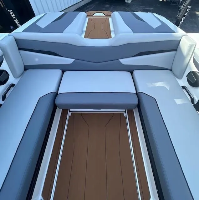 Slide: The Image of Axis T250 2025 - 18