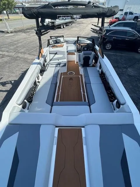 Slide: The Image of Axis T250 2025 - 9