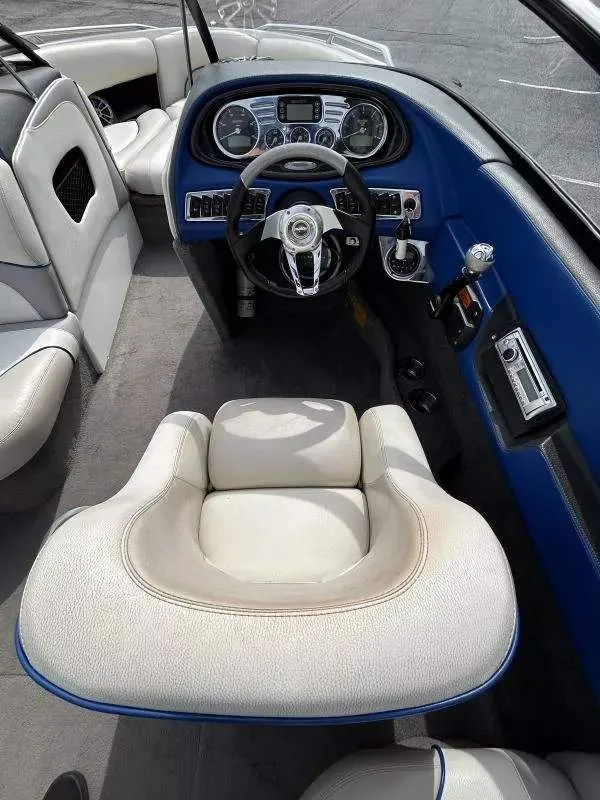 Slide: The Image of Malibu Wakesetter 247LSV 2007 - 10