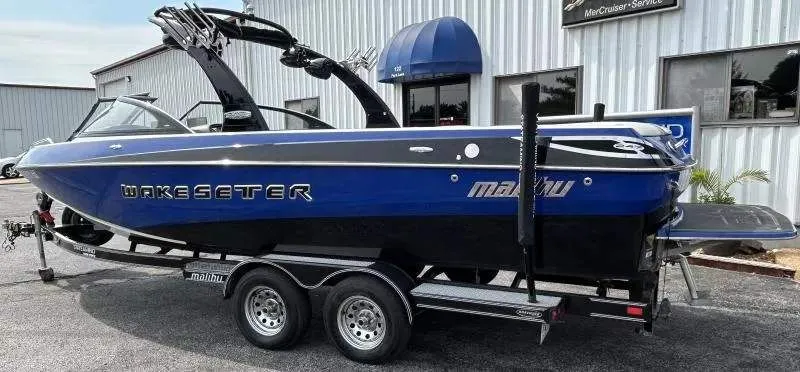 Slide: The Image of Malibu Wakesetter 247LSV 2007 - 3