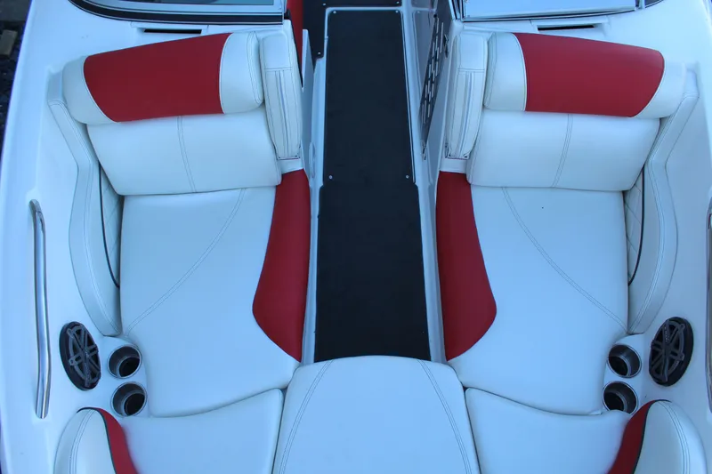 Slide: The Image of MasterCraft X25 2012 - 13