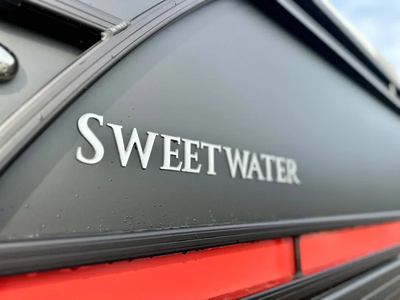 Slide: The Image of Godfrey Sweetwater 2486 SB 27" iMPACT Center Tube Package 2025 - 13