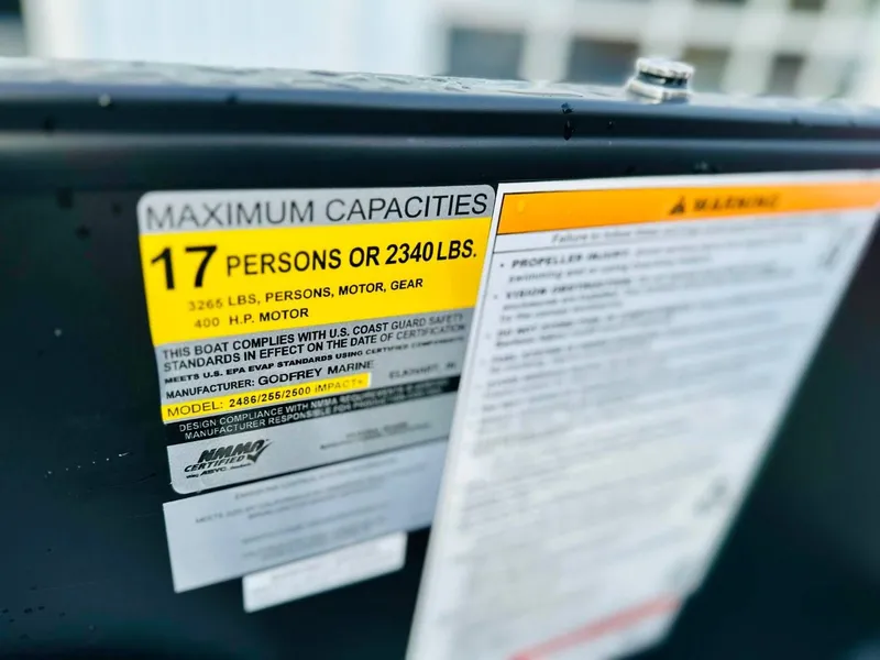 Slide: The Image of Godfrey Sweetwater 2486 SB 27" iMPACT Center Tube Package 2025 - 15