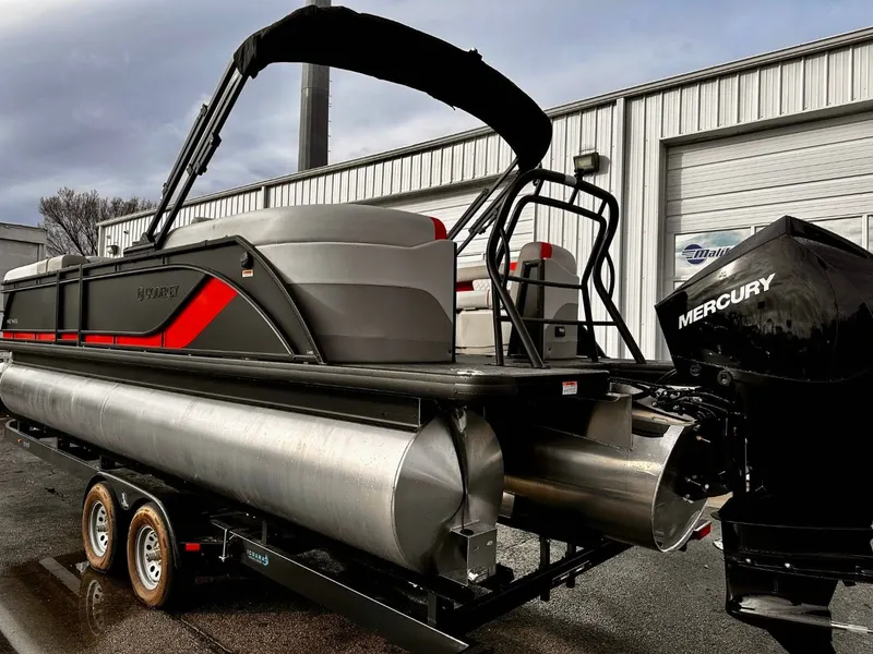 Slide: The Image of Godfrey Sweetwater 2486 SB 27" iMPACT Center Tube Package 2025 - 5