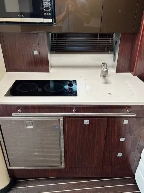 Slide: The Image of Monterey 335 Sport Yacht 2015 - 16