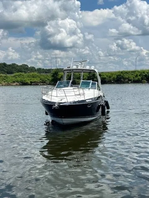 Slide: The Image of Monterey 335 Sport Yacht 2015 - 3