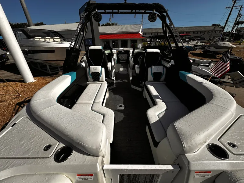 Slide: The Image of Godfrey XP 2700 W w/iMPACT PLUS Toon Package 2024 - 18