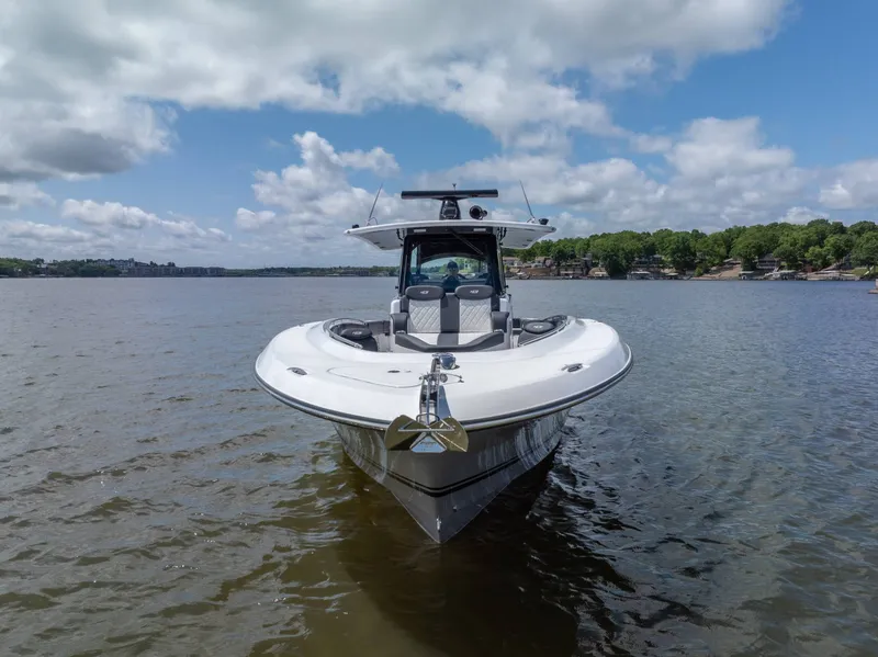 Slide: The Image of HCB 42 Lujo 2024 - 3