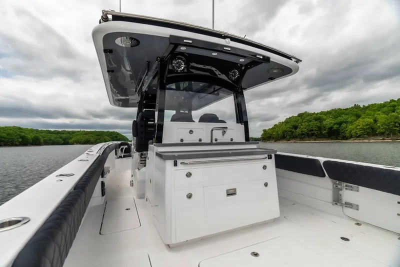 Slide: The Image of HCB 42 Lujo 2024 - 34