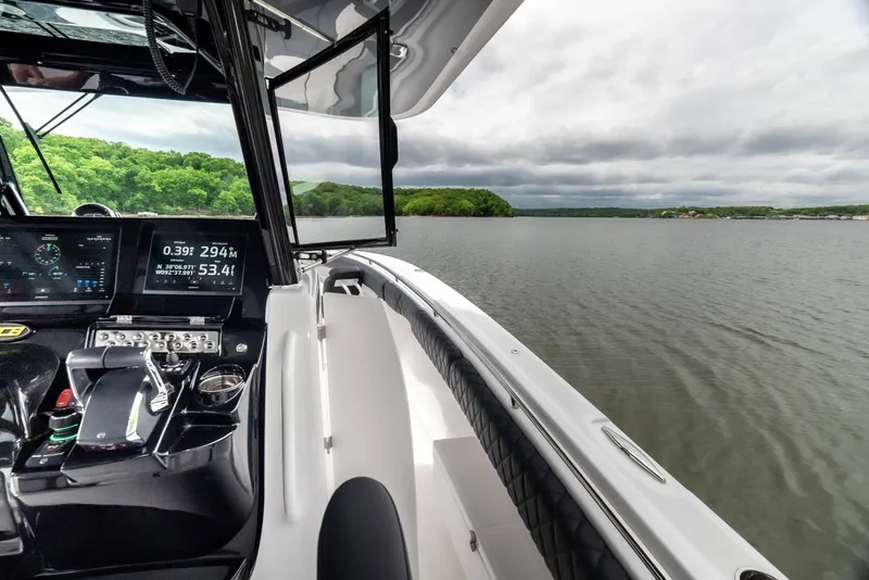 Slide: The Image of HCB 42 Lujo 2024 - 36