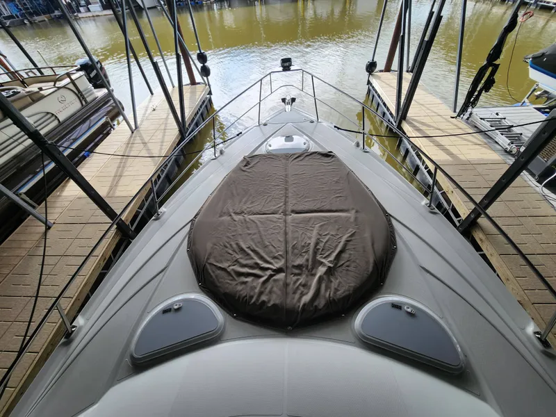 Slide: The Image of Cruisers 350 Express 2014 - 28