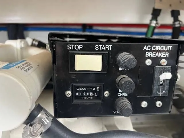 Slide: The Image of Formula Boats 370 SS 2005 - 11