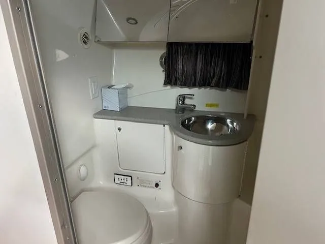 Slide: The Image of Formula Boats 370 SS 2005 - 16