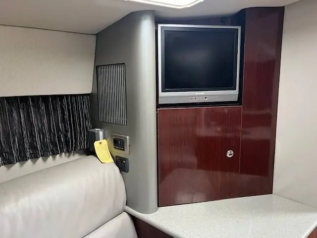 Slide: The Image of Formula Boats 370 SS 2005 - 17