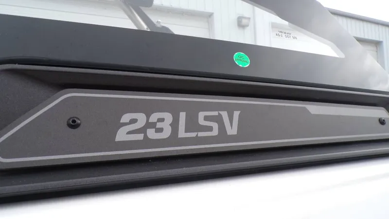 Slide: The Image of Malibu Wakesetter 23 LSV 2022 - 22