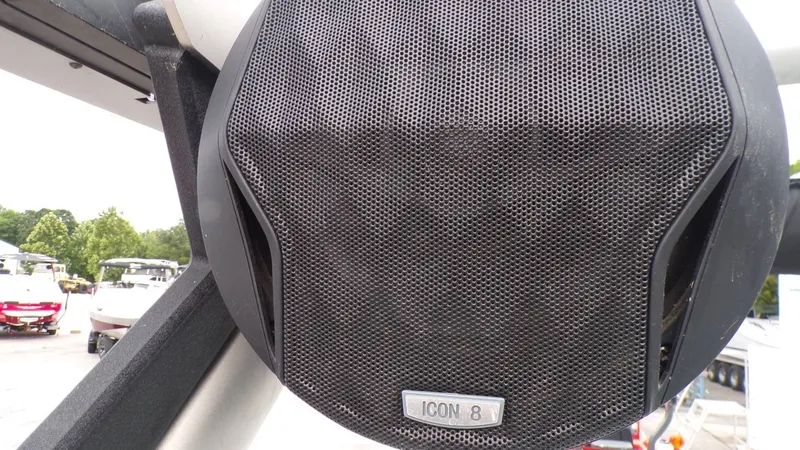 Slide: The Image of Malibu Wakesetter 23 LSV 2022 - 24