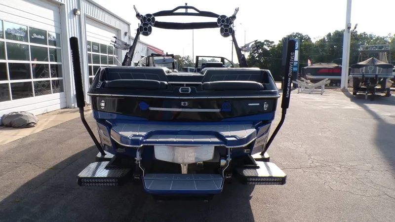 Slide: The Image of Malibu Malibu Wakesetter 23 LSV 2021 - 3