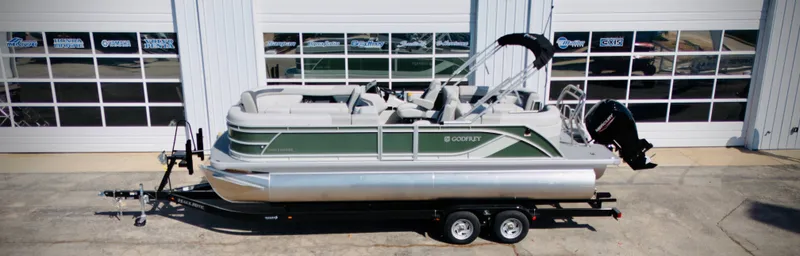 Slide: The Image of Godfrey Sweetwater 2286 SB w/ iMPACT PLUS Toon Package 2025 - 4