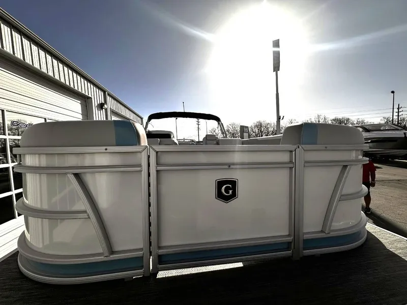 Slide: The Image of Godfrey Sweetwater 2286 SB w/ iMPACT PLUS Toon Package 2025 - 5