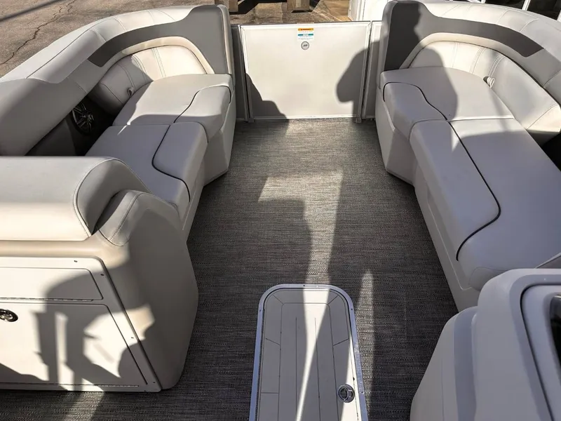 Slide: The Image of Godfrey Sweetwater 2286 SFLC w/ iMpact Plus Package 2025 - 6