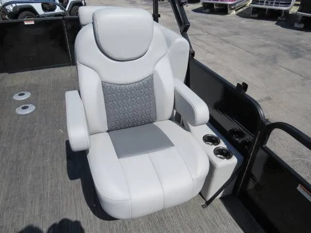 Slide: The Image of Godfrey Sweetwater 2486 SB w/ iMPACT Plus Tritoon Package 2022 - 6