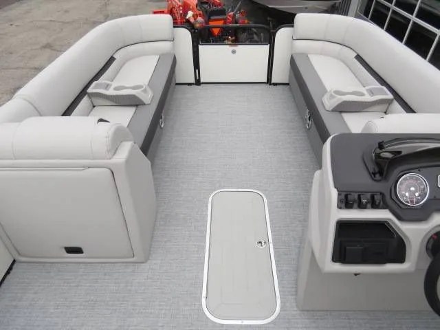 Slide: The Image of Godfrey Sweetwater 2486 SB w/ iMPACT Plus Tritoon Package 2023 - 5