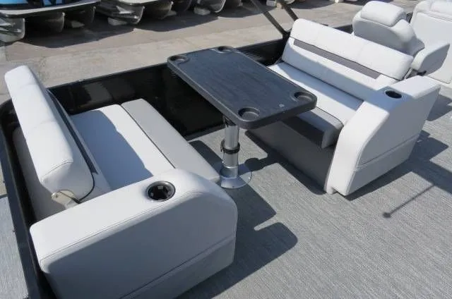 Slide: The Image of Godfrey Sweetwater 2486 DT w/ iMPACT Plus Tritoon Package 2023 - 11