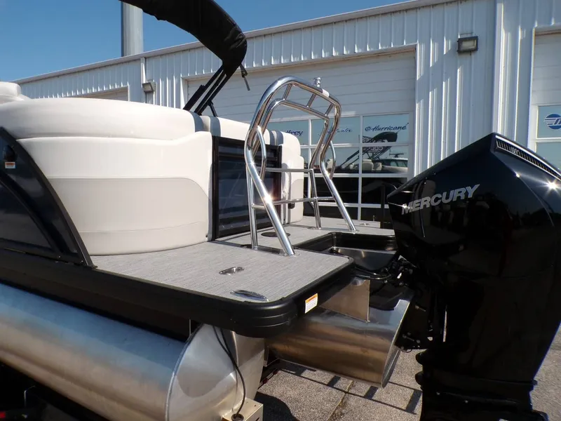 Slide: The Image of Godfrey Sweetwater 2486 QS w/ iMPACT Plus Tritoon Package 2025 - 4