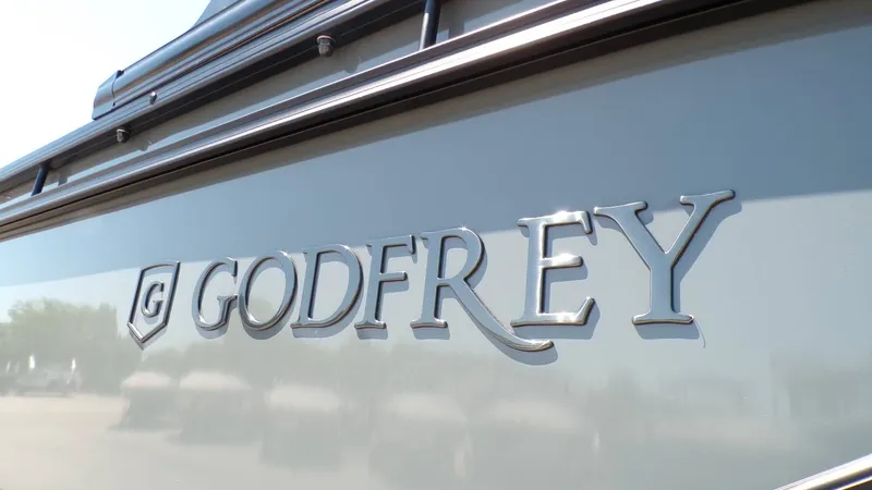 Slide: The Image of Godfrey Sweetwater 2486 SFLC w/ iMPACT Plus Tritoon Package 2025 - 5