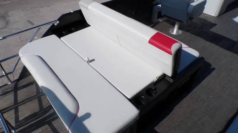 Slide: The Image of Godfrey Sweetwater 2486 SFLC w/ iMPACT Plus Tritoon Package 2025 - 16