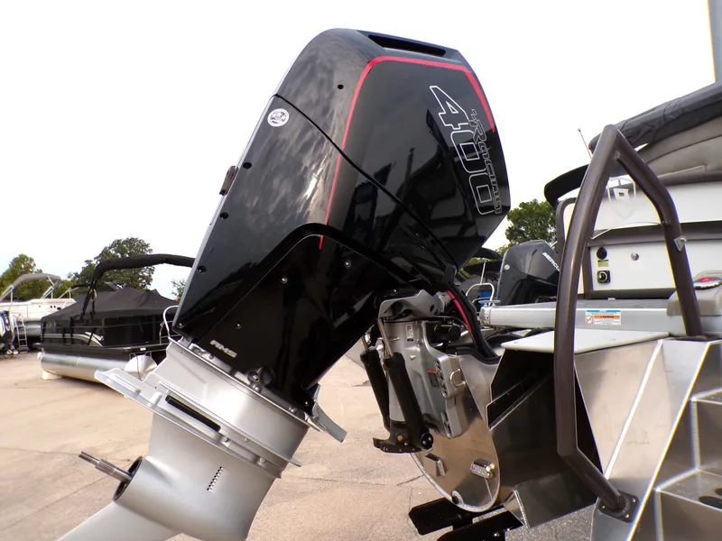 Slide: The Image of Premier 270 Intrigue RF 2024 - 14