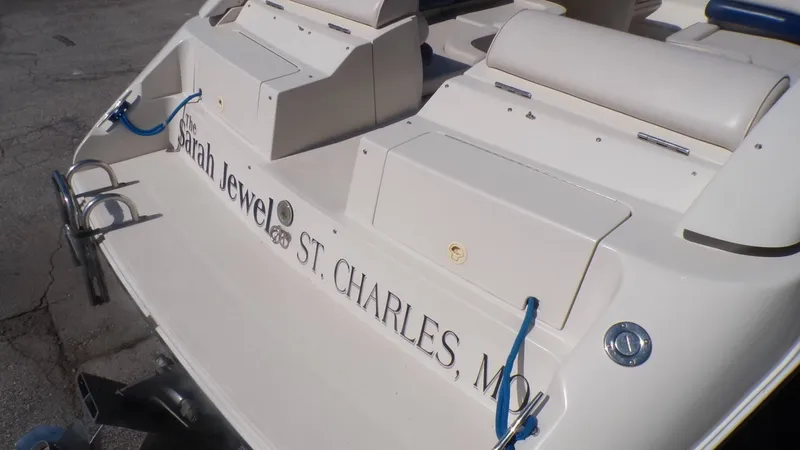 Slide: The Image of Regal Ventura 8.3 SE 1997 - 7