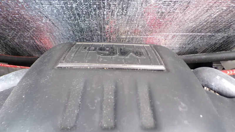 Slide: The Image of Malibu Wakesetter 23 MXZ 2022 - 21