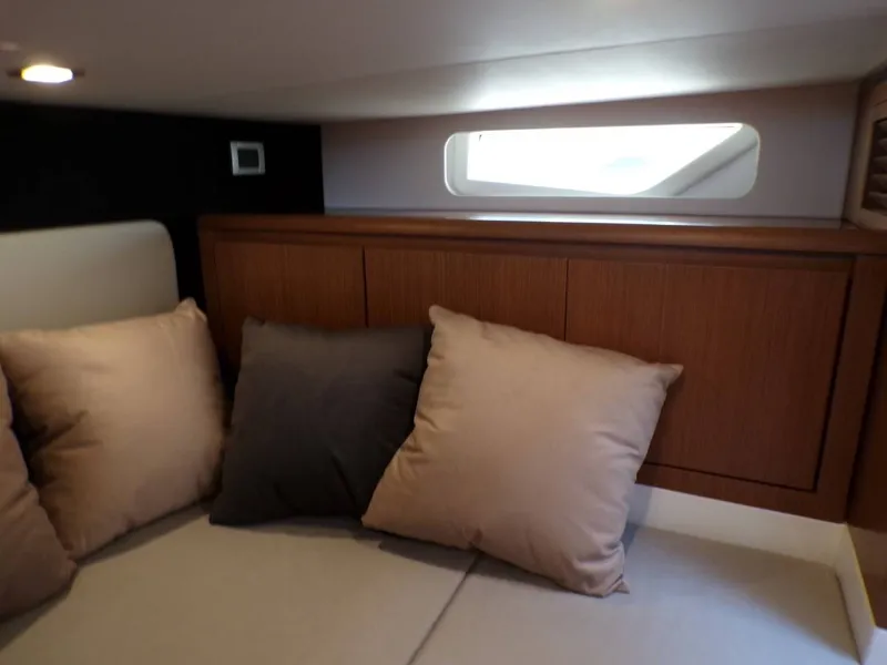 Slide: The Image of Schaefer 380 2025 - 38