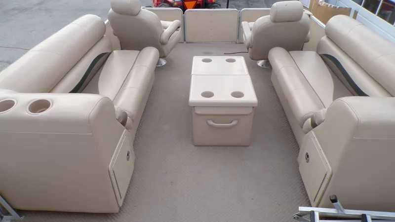 Slide: The Image of Harris Super Sunliner 250 2004 - 16