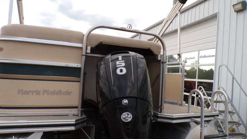 Slide: The Image of Harris Super Sunliner 250 2004 - 4